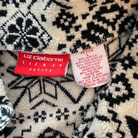 Liz Claiborne Sweater Women's Large Petite Snowflake Pullover Fleece Black White - Picture 3 of 7